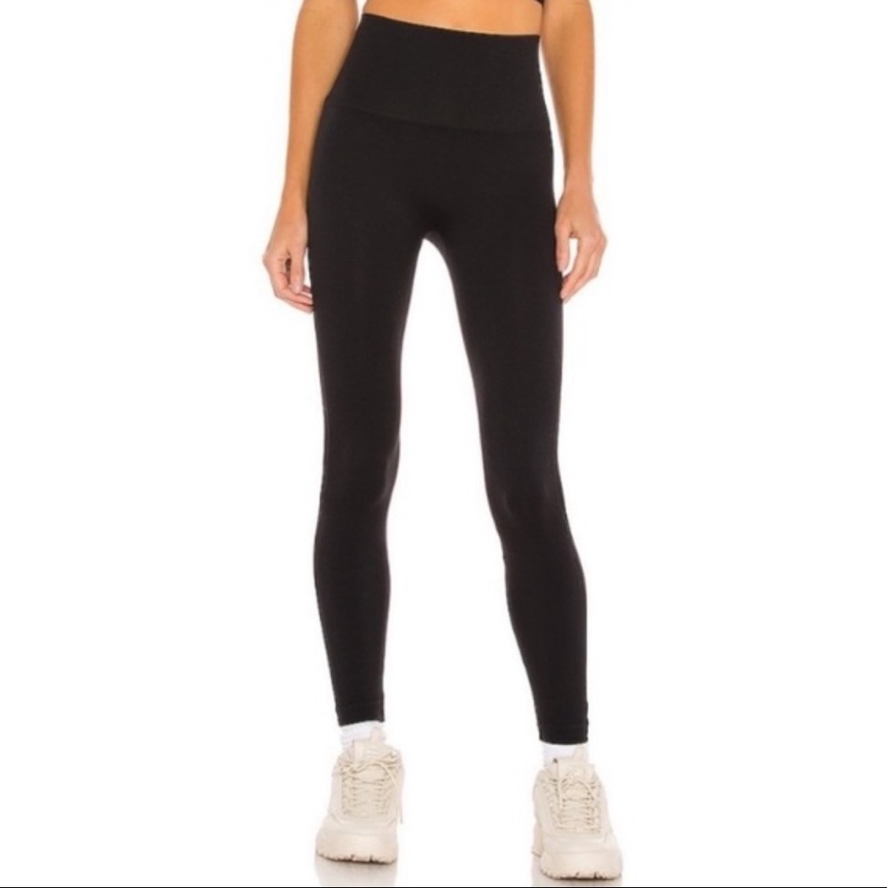 NWOT Spanx Look At Me Now Seamless Leggings